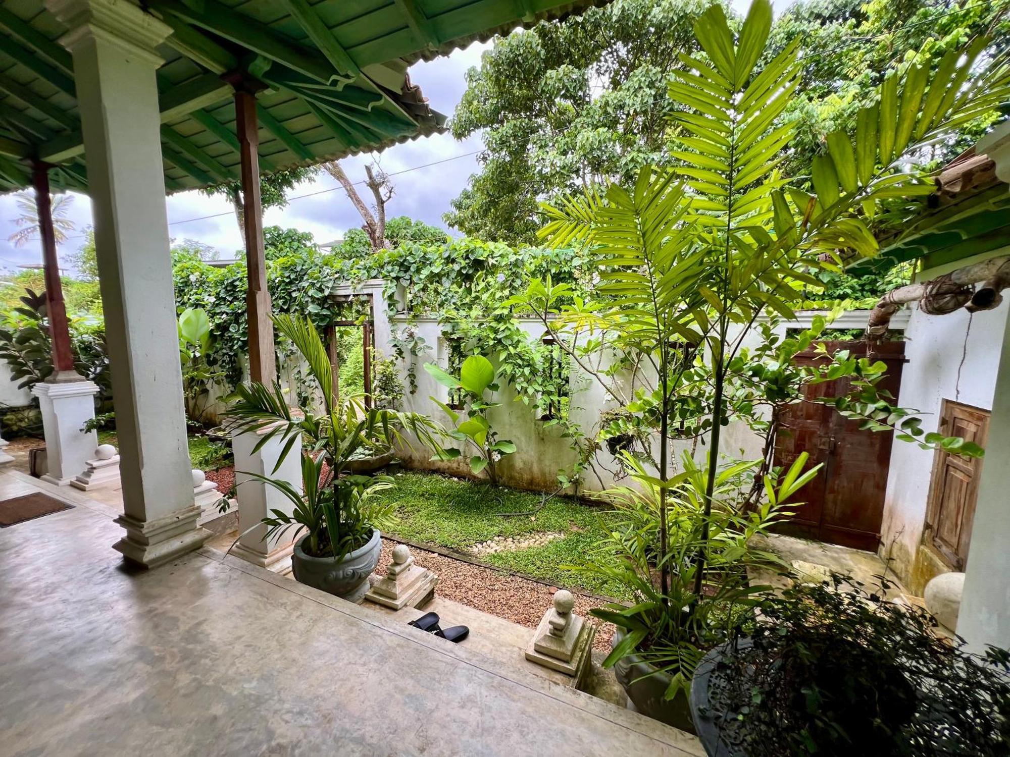 Villa Seven Faces-Luxury Escape,Stunning Views With Private Pool For A Couple Or Family! Галле Экстерьер фото